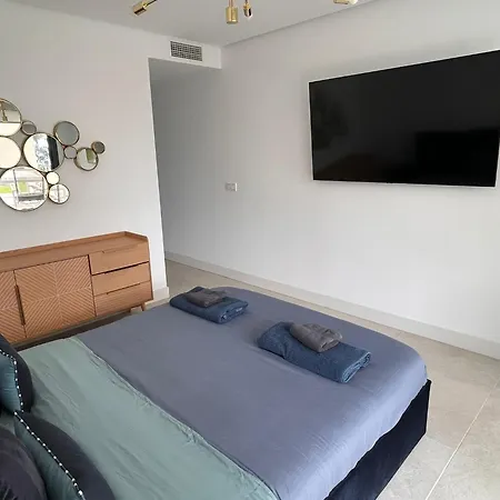 Apartamento Modern Garden By Cabopino Golf